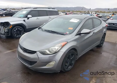 2012 Hyundai Elantra Gls (Ulsan Plant) z USA, uszkodzony, nr VIN KMHDH4AE6CU423136
